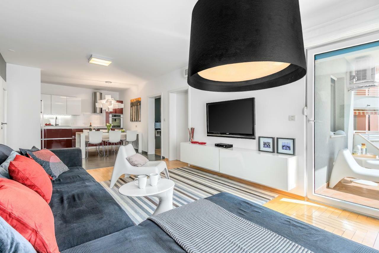 Apartment Lungomare Pula Exterior photo